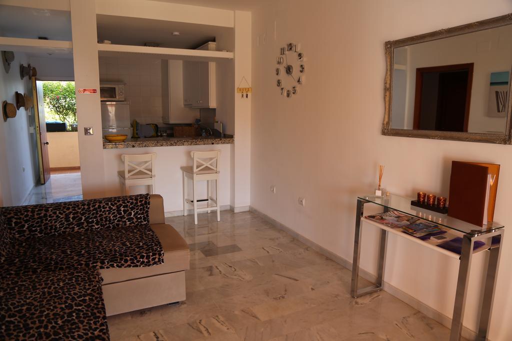 Apartamento Alta Loma With Bbq, Sea Views, Pool, Wifi Sleeps 6 Lägenhet Fuengirola Exteriör bild