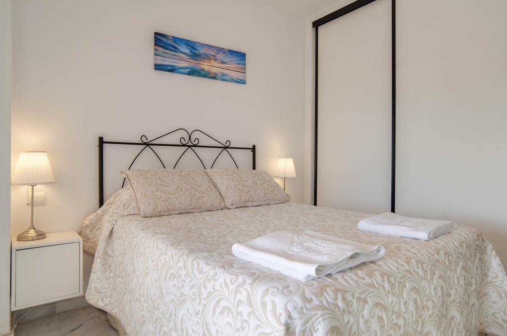 Apartamento Alta Loma With Bbq, Sea Views, Pool, Wifi Sleeps 6 Lägenhet Fuengirola Exteriör bild