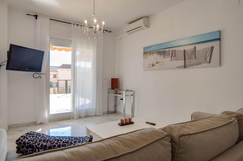 Apartamento Alta Loma With Bbq, Sea Views, Pool, Wifi Sleeps 6 Lägenhet Fuengirola Exteriör bild